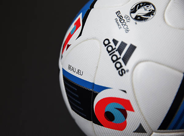 adidas euro 2016 qualifikation spielball weiss