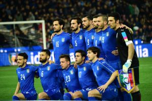 Italienische Startaufstellung gegen Spanien am 24.März.2016. / AFP / GIUSEPPE CACACE